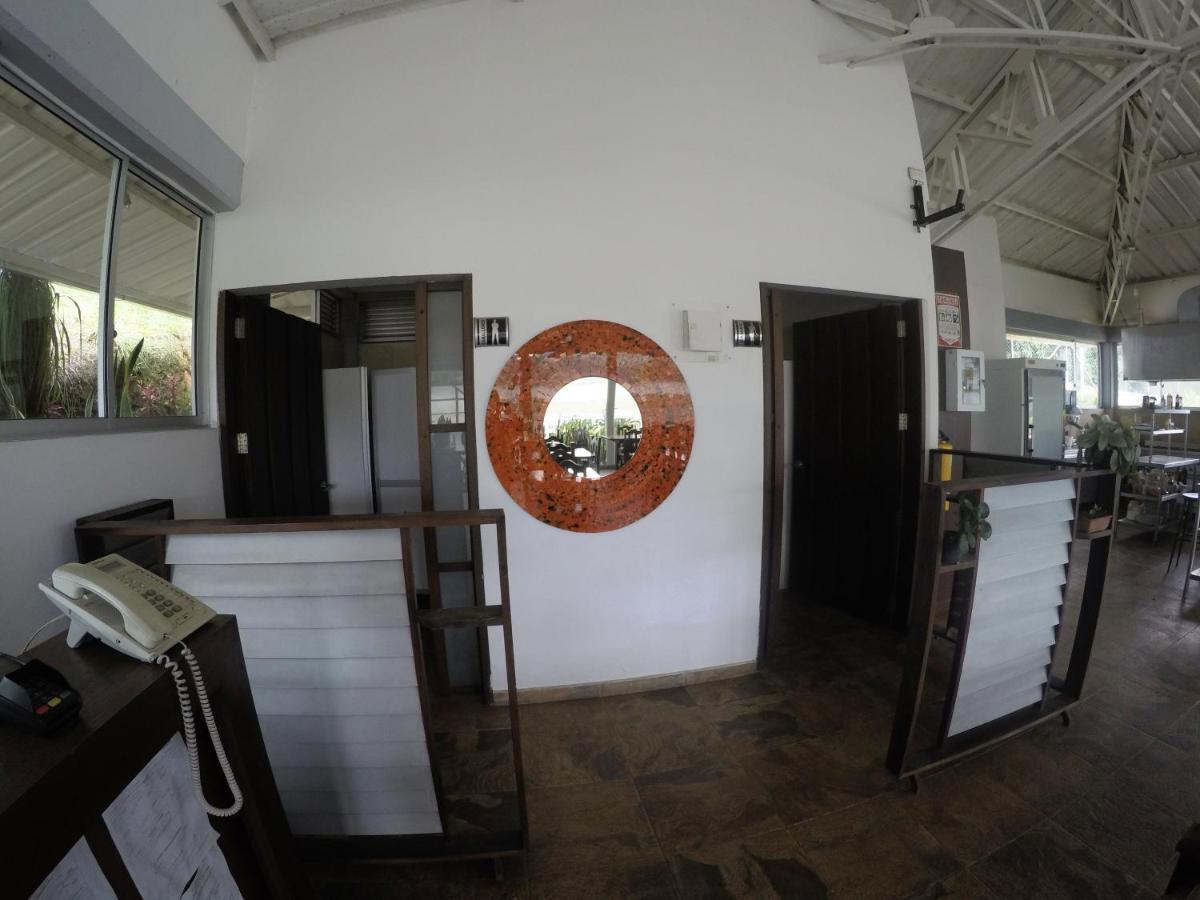 Sky Club Eco Hotel Belen de Umbria 外观 照片